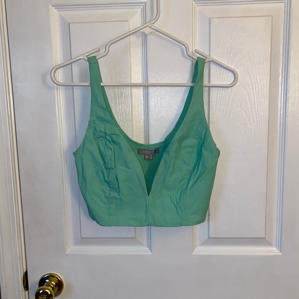 Lulu’s Crop top, size M
